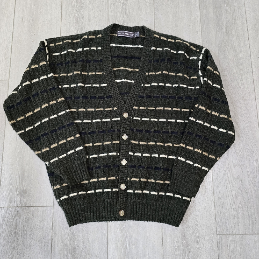 Vintage David Taylor V-Neck Buttonup Cardigan Size Large